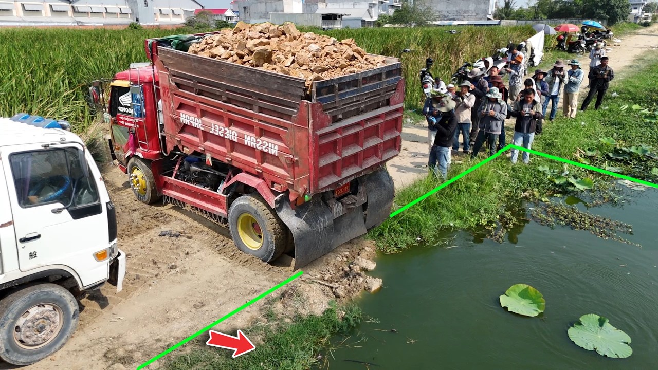 Amazing New Landfill! Talented Expert Start fill land [50x100] size using NISSAN Truck & Dozer D31P