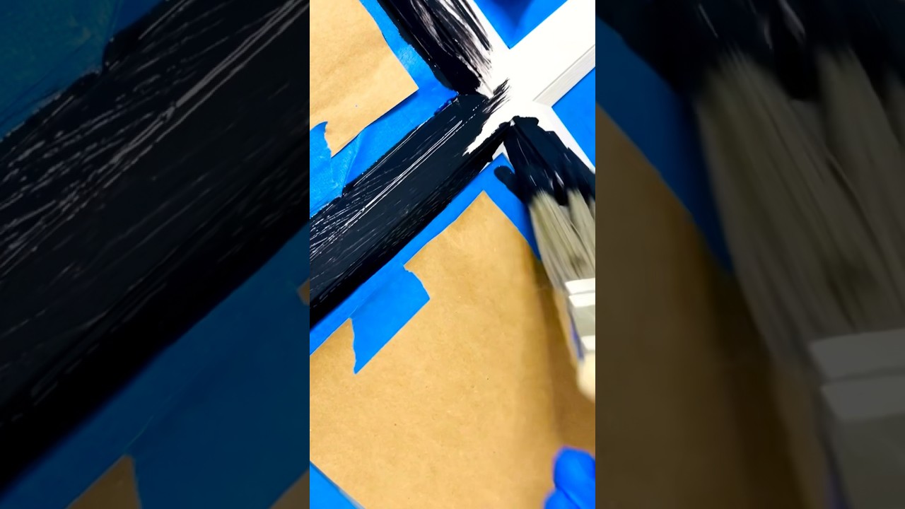 Painting my Front Door Black 😍.. 