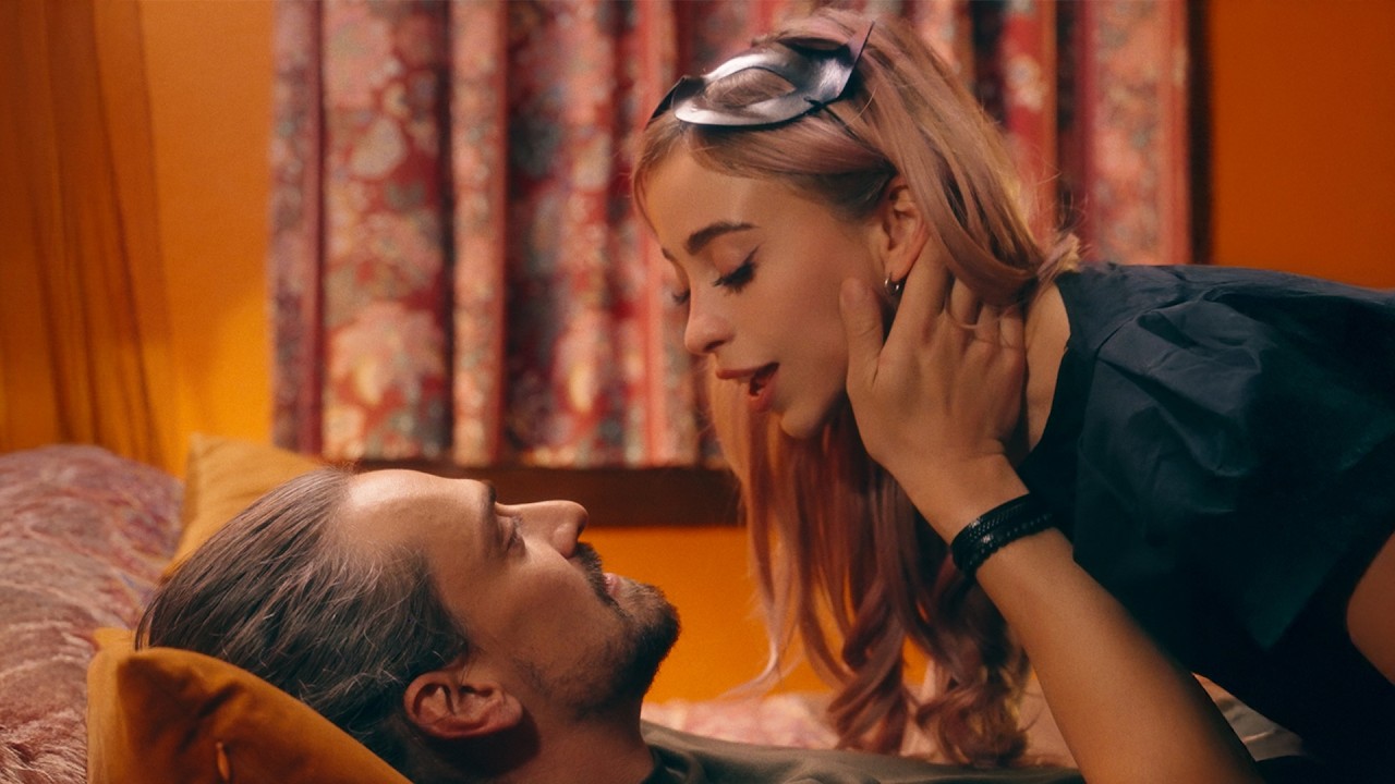 Leadley - Howling at the Moon (Official Music Video)