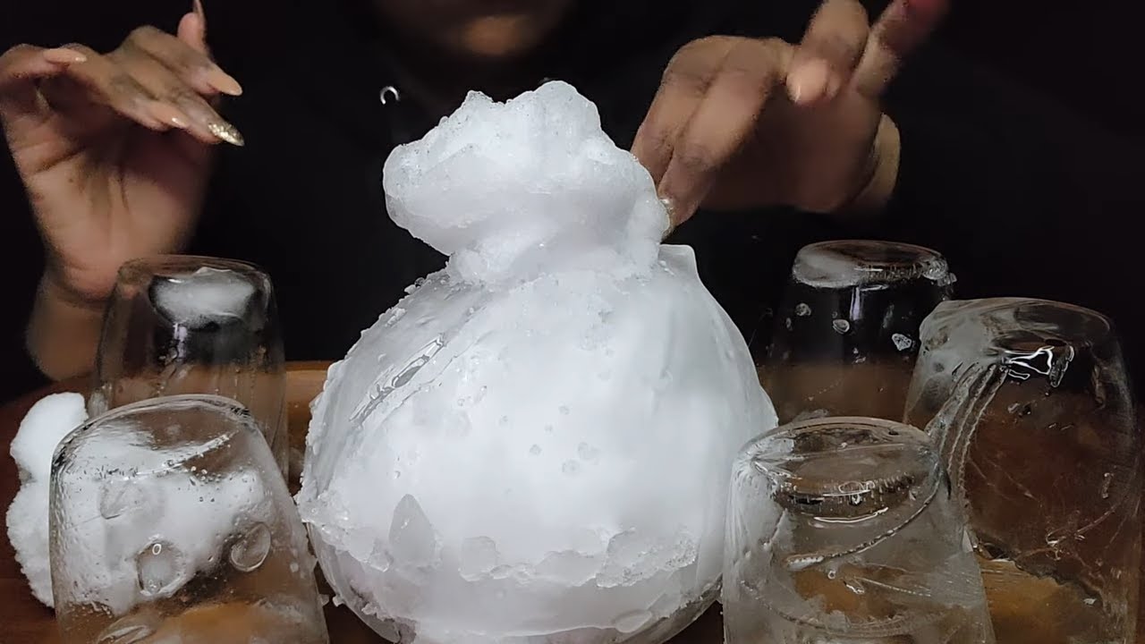 SUNDAY ICE SPREAD HOLLOW ICE BALLOON FILLED W/ POWDERY ICE AND HOLLOW CUPS #iceeating #asmr #asmrice
