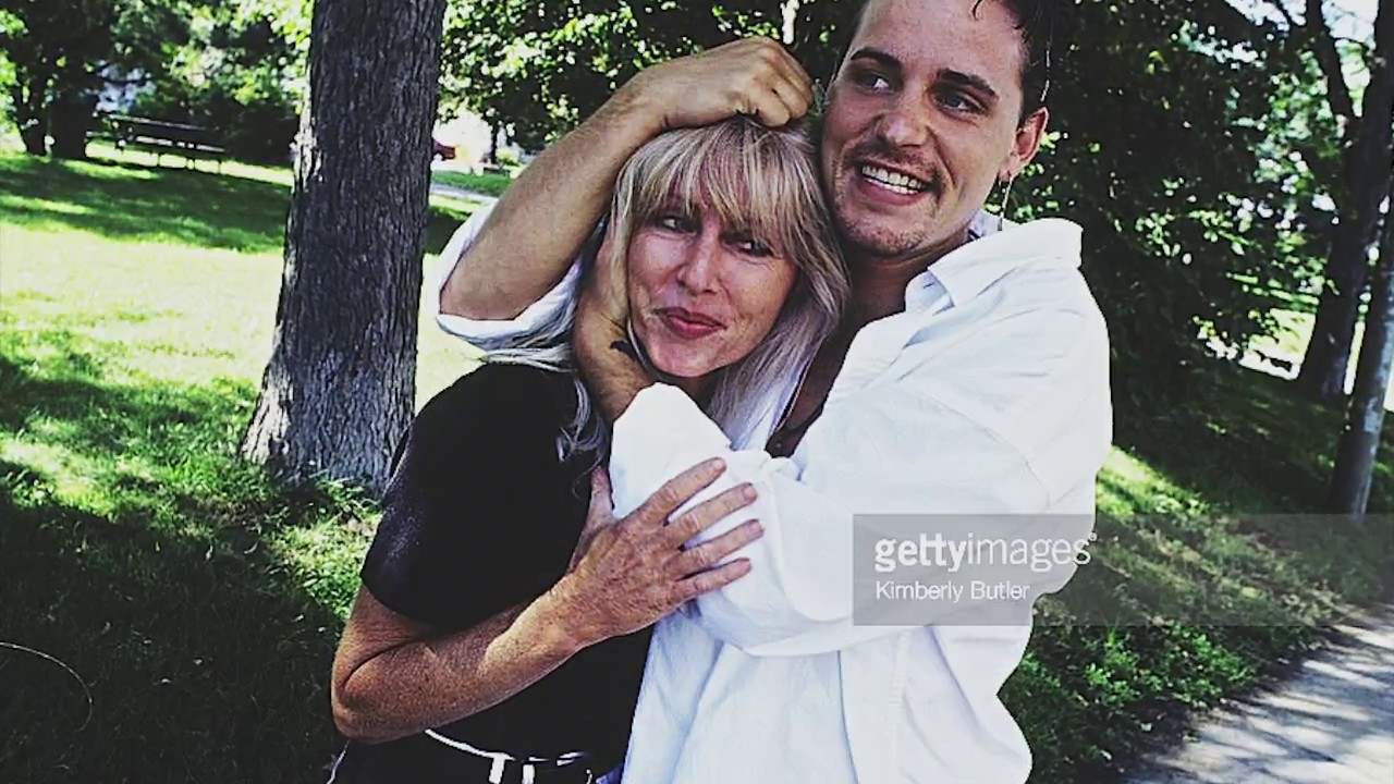 Happy 45th Birthday Corey Ian Haim