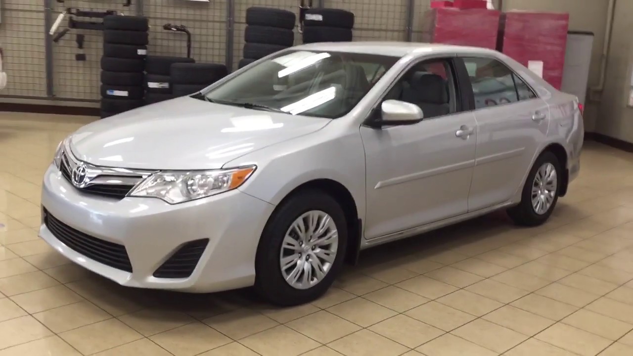 Обзор Toyota Camry LE 2012 года