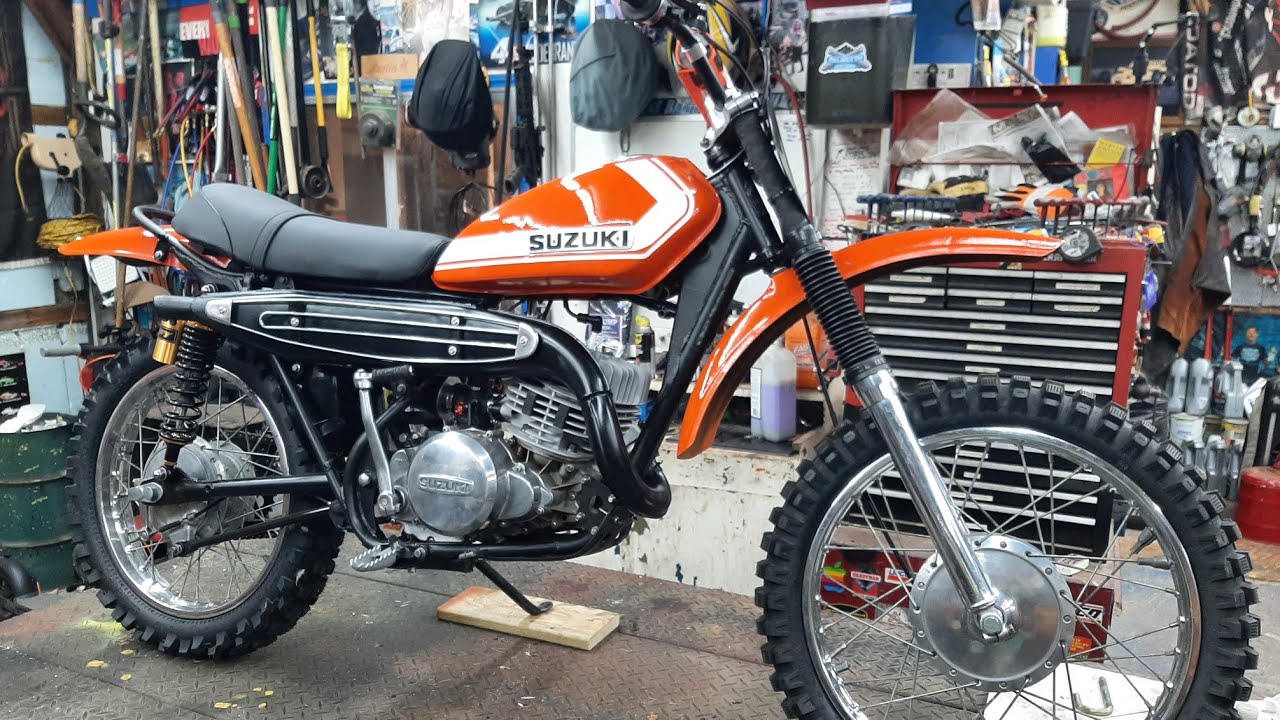 1972 Suzuki TS250 Savage Project Start to Finish.