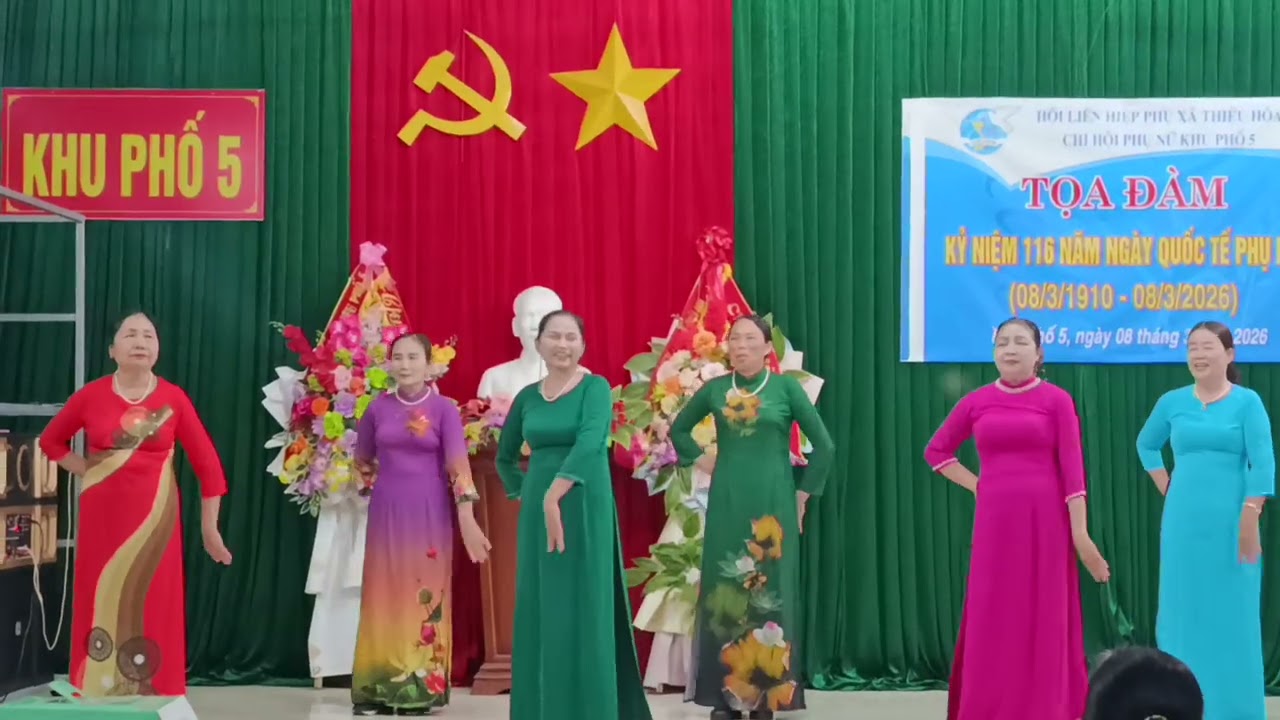 Long lanh .đội trưởng trịnh Phương 