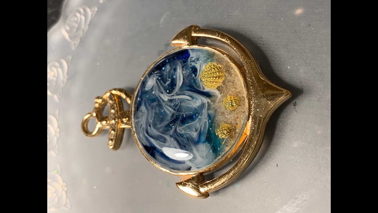Watch ME UV Resin DIY: traumhafte Meeres-Kullisse in einer  Anker-Lünette