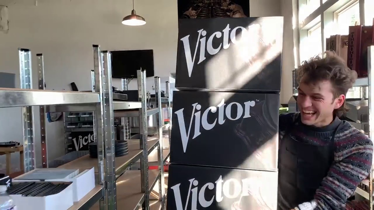 Building Victor Custom Shop Victrola(s)® | Philadelphia Music Alliance
