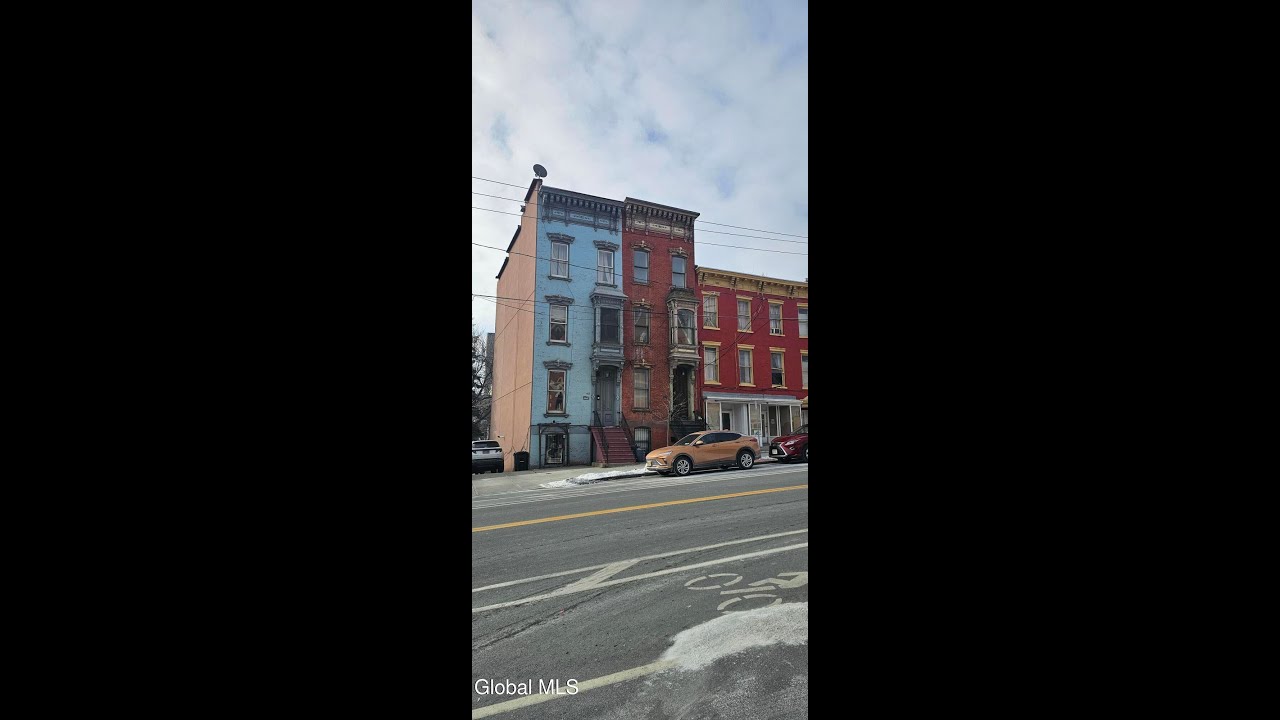 Residential for sale - 44 Clinton Avenue, Albany, NY 12210