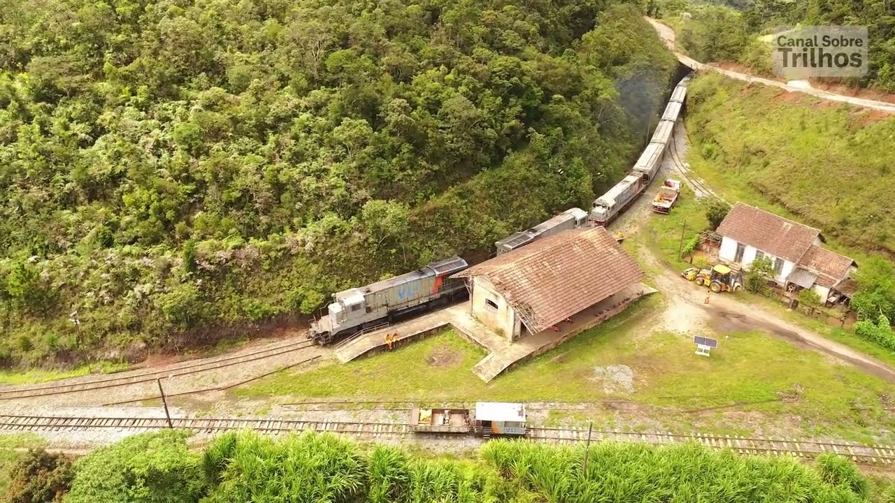 Trem da VLI na Rota do Calc&aacute;rio &ndash; Passagem por Augusto Pestana/MG!