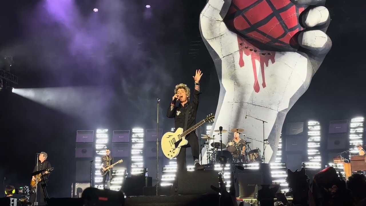 Green Day Performs “Boulevard of Broken Dreams” LIVE At Welcome To Rockville 2025 Daytona FL 5.16.25