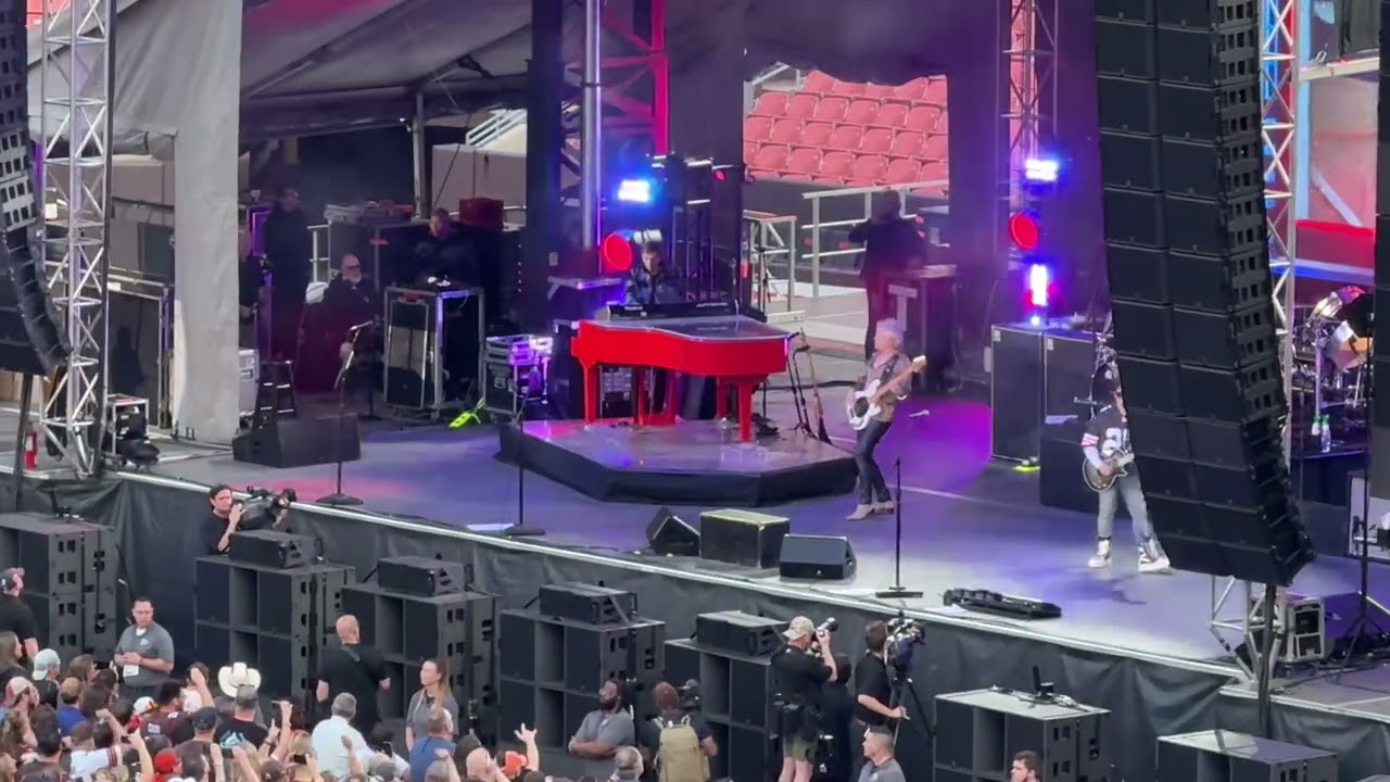 Journey - Don’t Stop Believing - Live at the Cleveland NFL Draft 2025