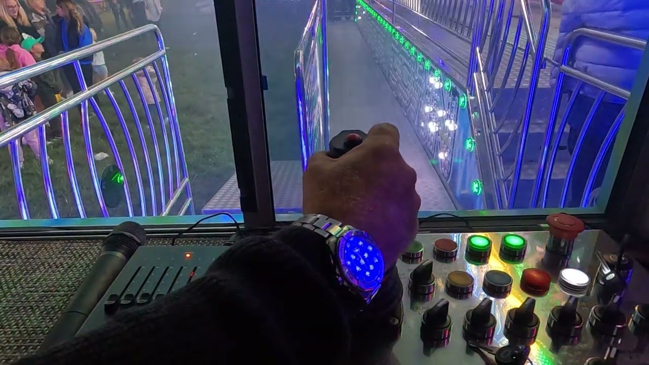 George Rowland Tuckers Miami Paybox view @ James Holmes & Sons Funfair 21/09/2022