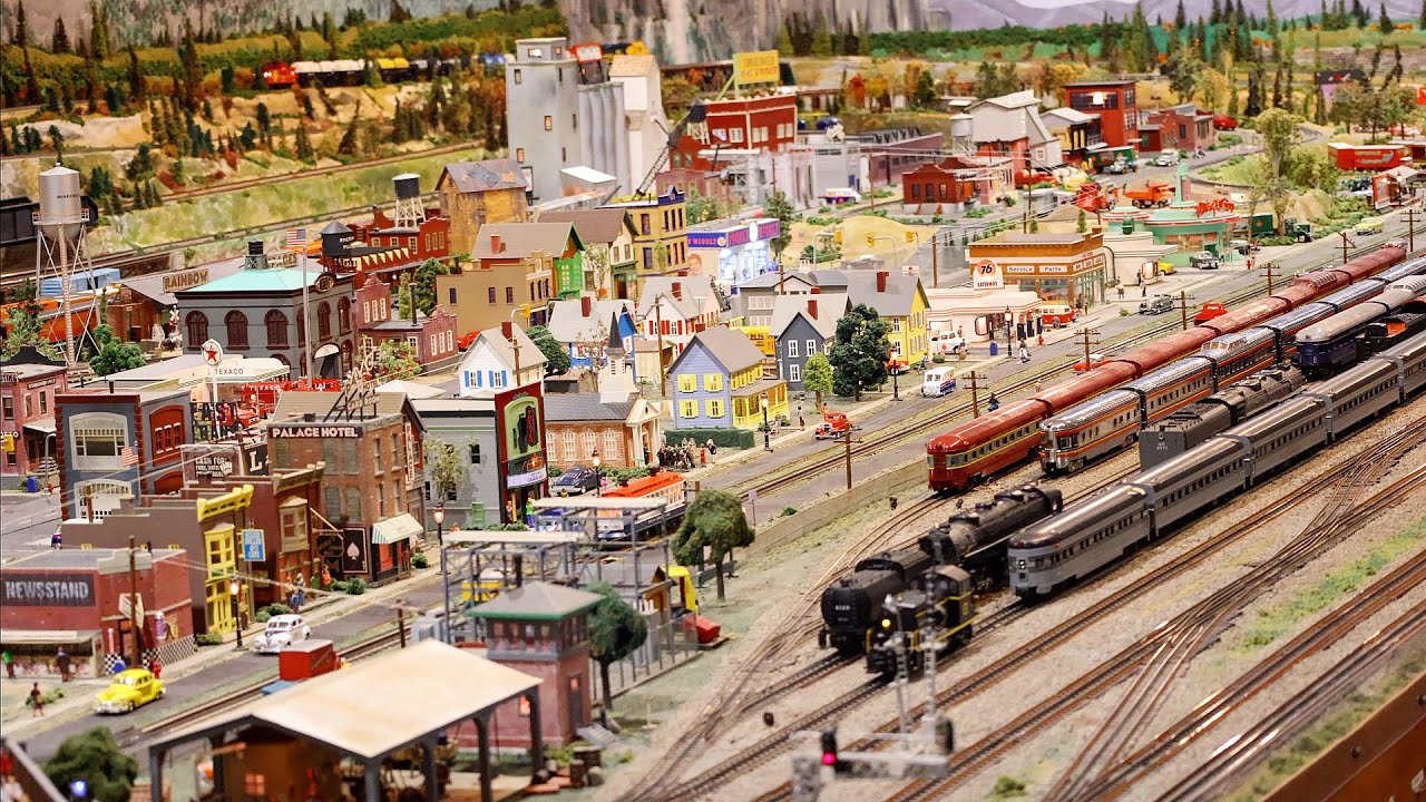 Beautiful Large Model Railroad Lionel O Scale Gauge Train Layout at the Foley’s Model Train Exhibit