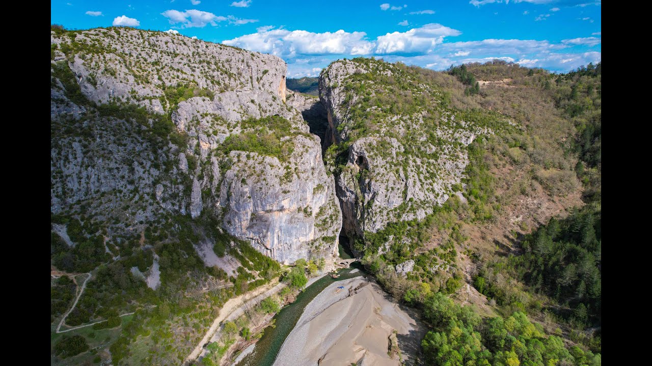 Air video from Greece - Grevena region : Canyon of 
