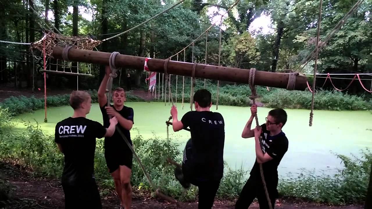 Mini survivalrun voor studenten bij Thor Zwolle