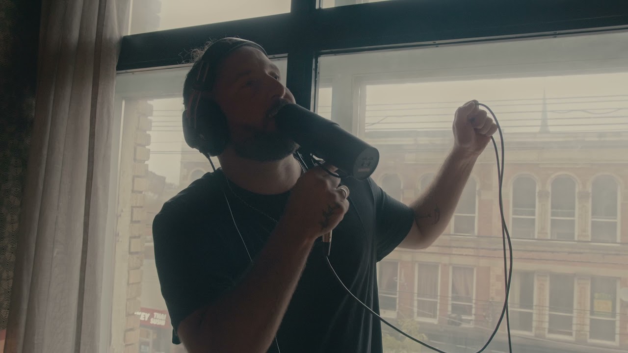 Elderbrook - Broken Mirror [Elderbrook Hotel Room Session #24]