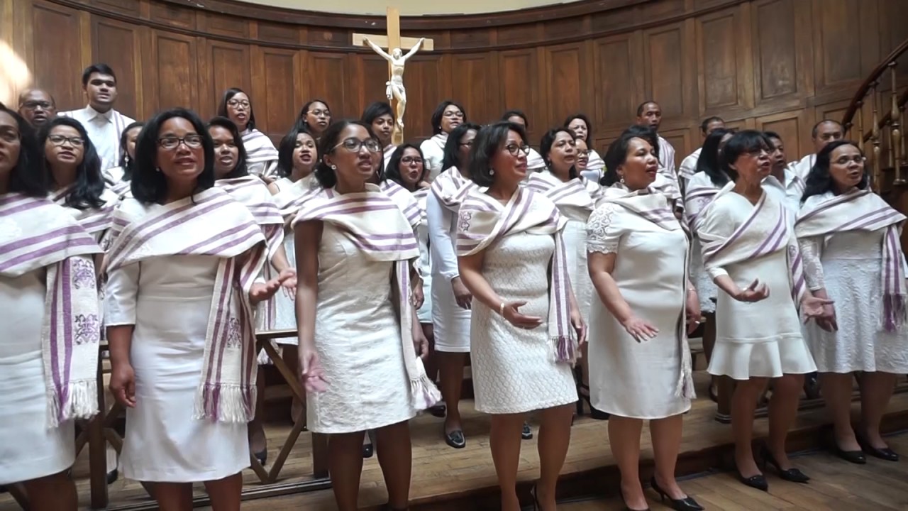 Chorale Fiderana -  Hosanna