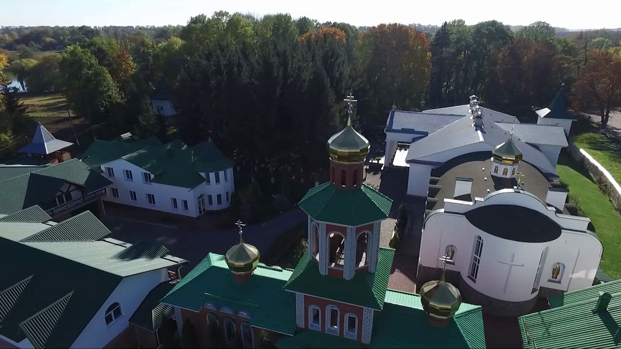 Лемешівський Іоанно-Богословський чоловічий монастир Вінницької єпархії УПЦ з висоти пташиного польо