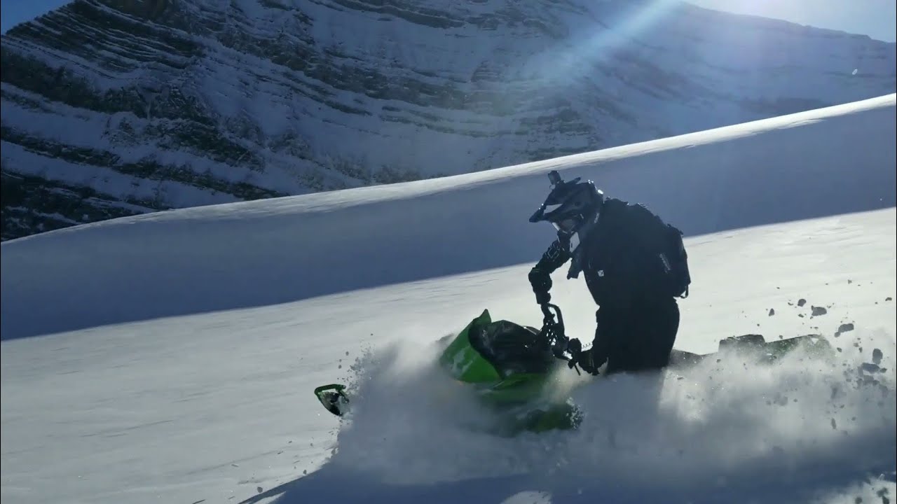 MOUNTAIN SLEDDING IN ALBERTA!! DEEP SNOW!