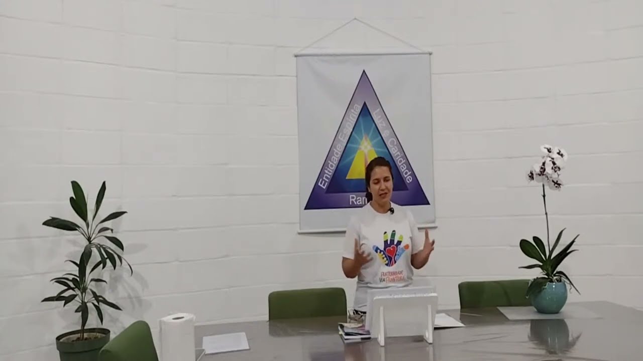 Tema: Odres da alma: Por que resistimos às verdades novas? / Palestrante: Alessandra.