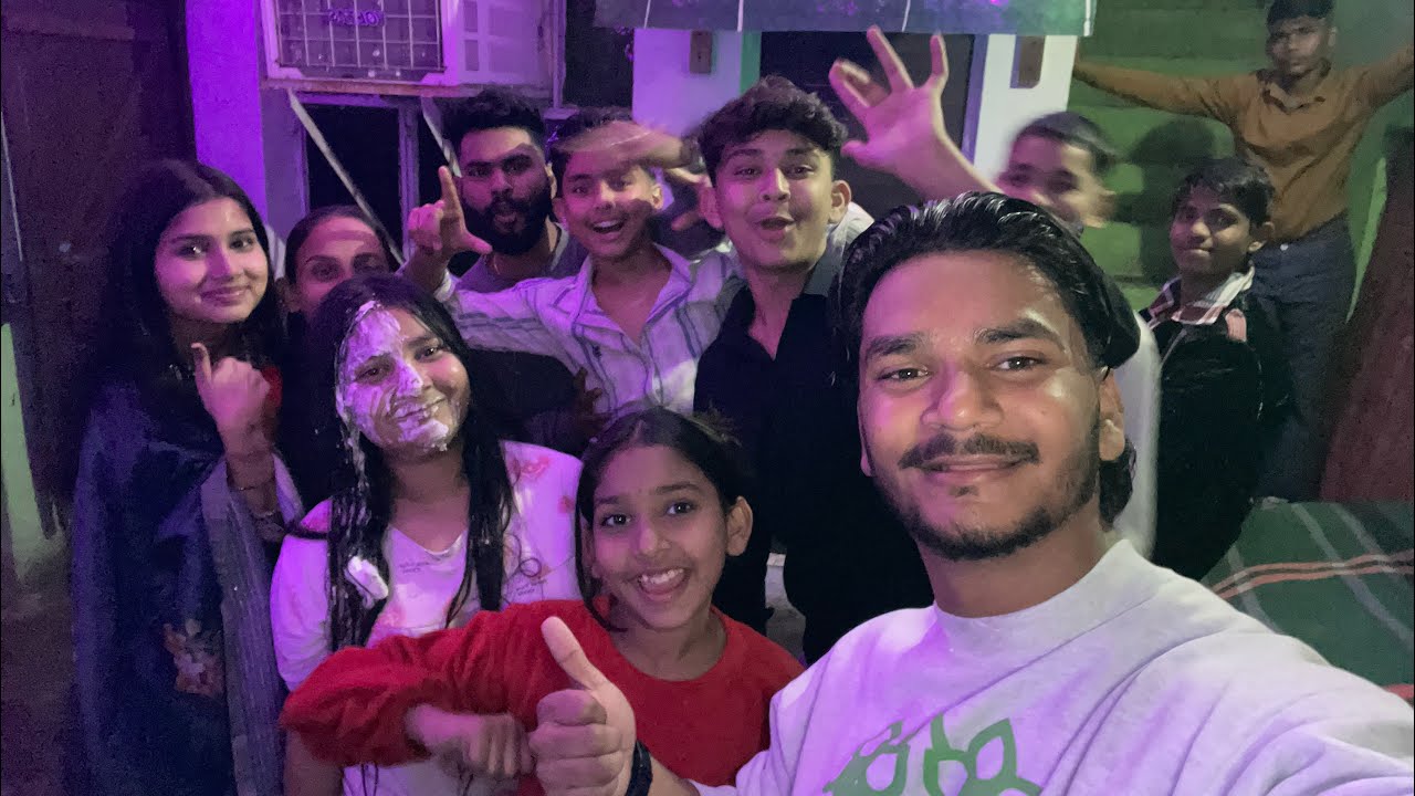 Vidhi ka birthday celebrate kiya Agra mei ..🥳🎂