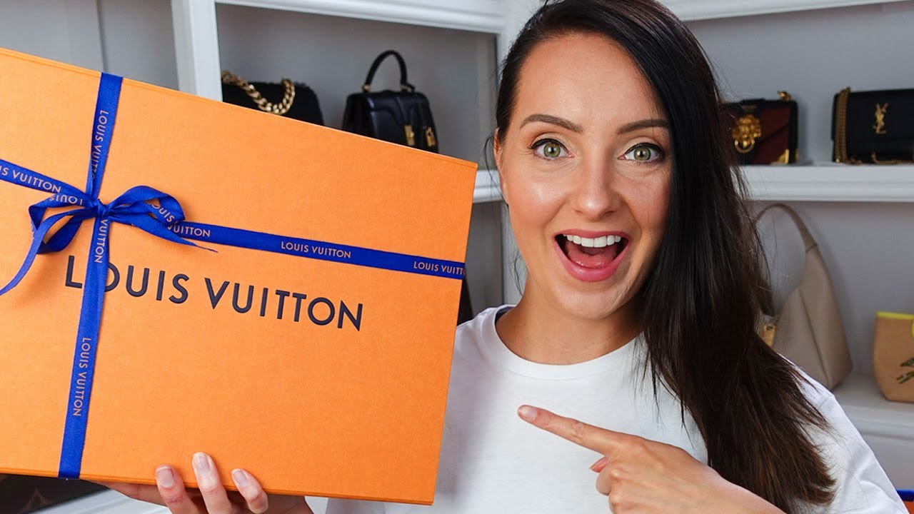 I Bought Louis Vuitton's NEW 'IT' Bag 🔥