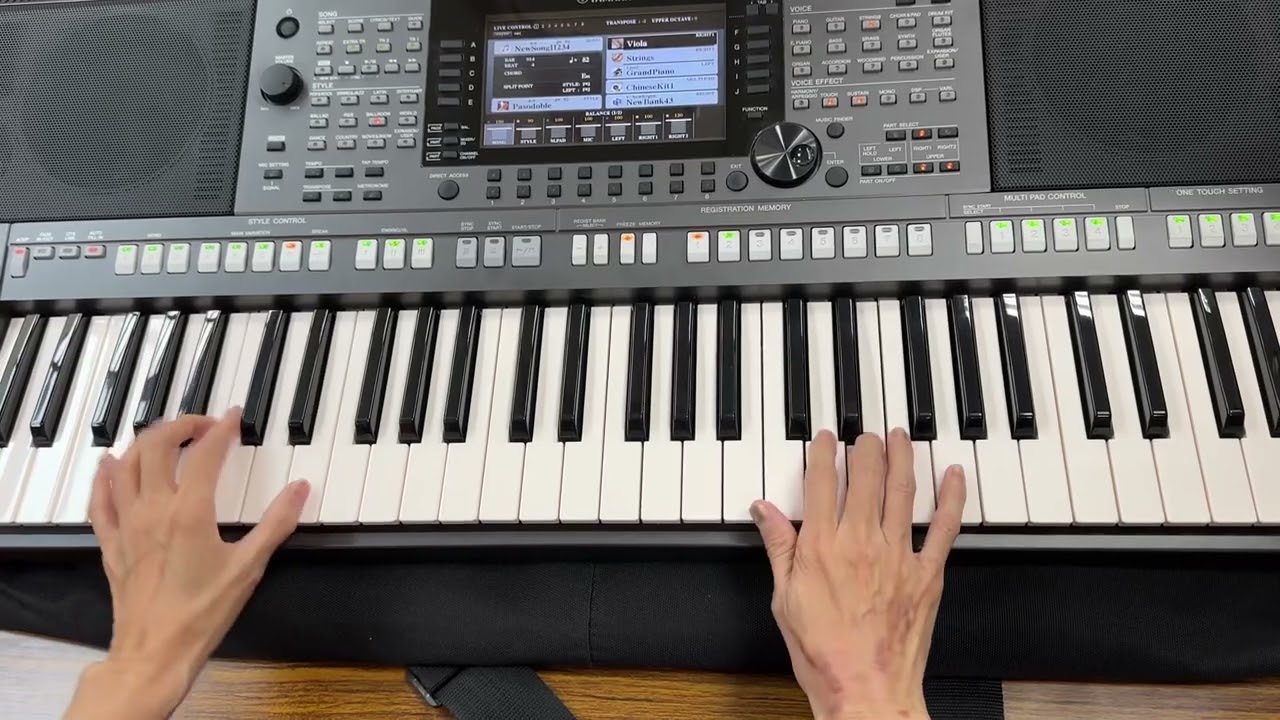 我在你左右 洪美雪老師