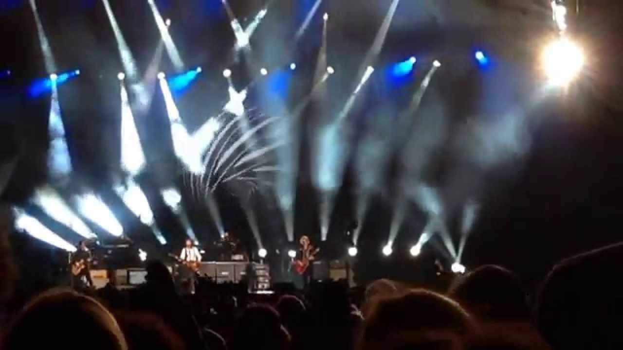 Long Tall Sally. Paul McCartney at Farewell to Candlestick in San Francisco 8/14/14