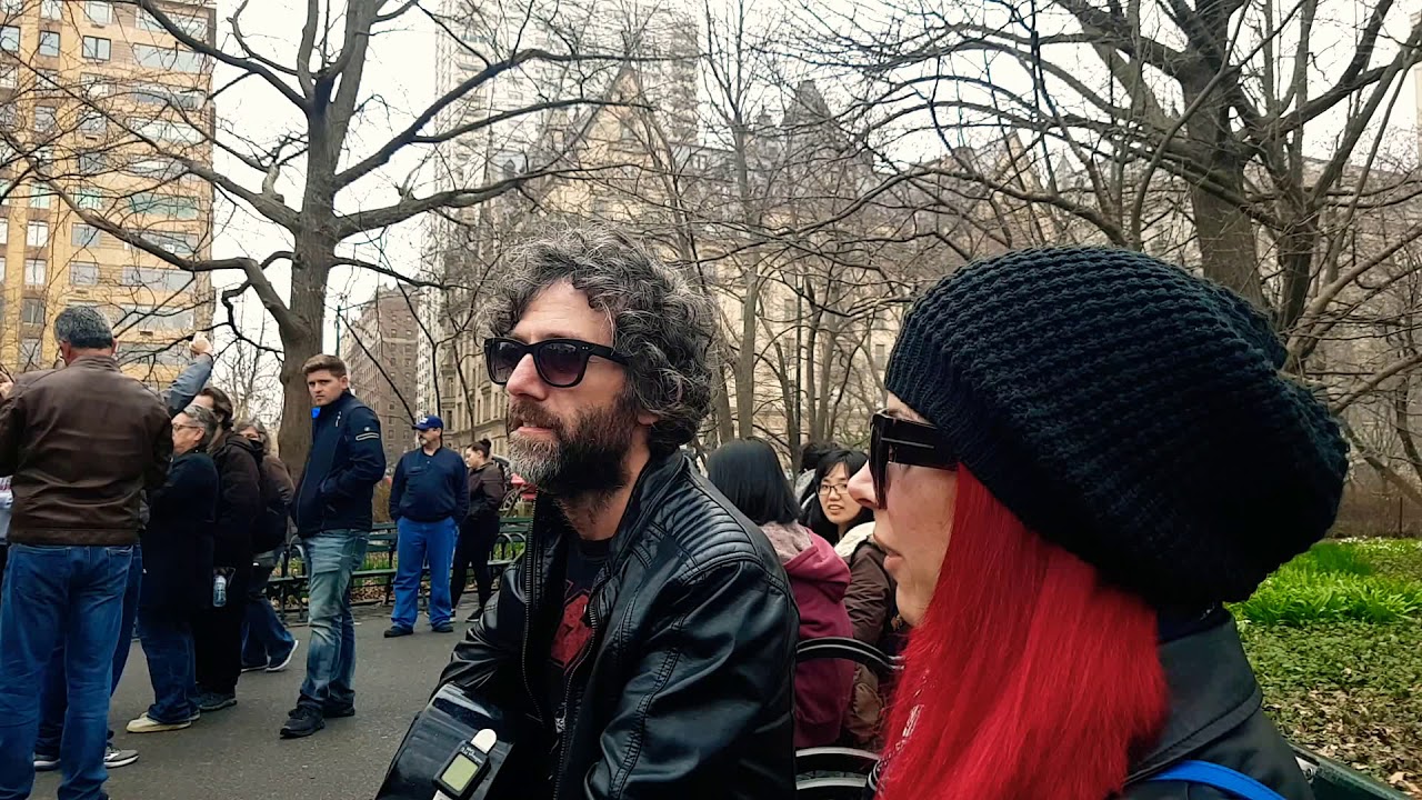 John Lennon - Just Like Starting Over - Cover - Central Park - New York - Strawberry Fields