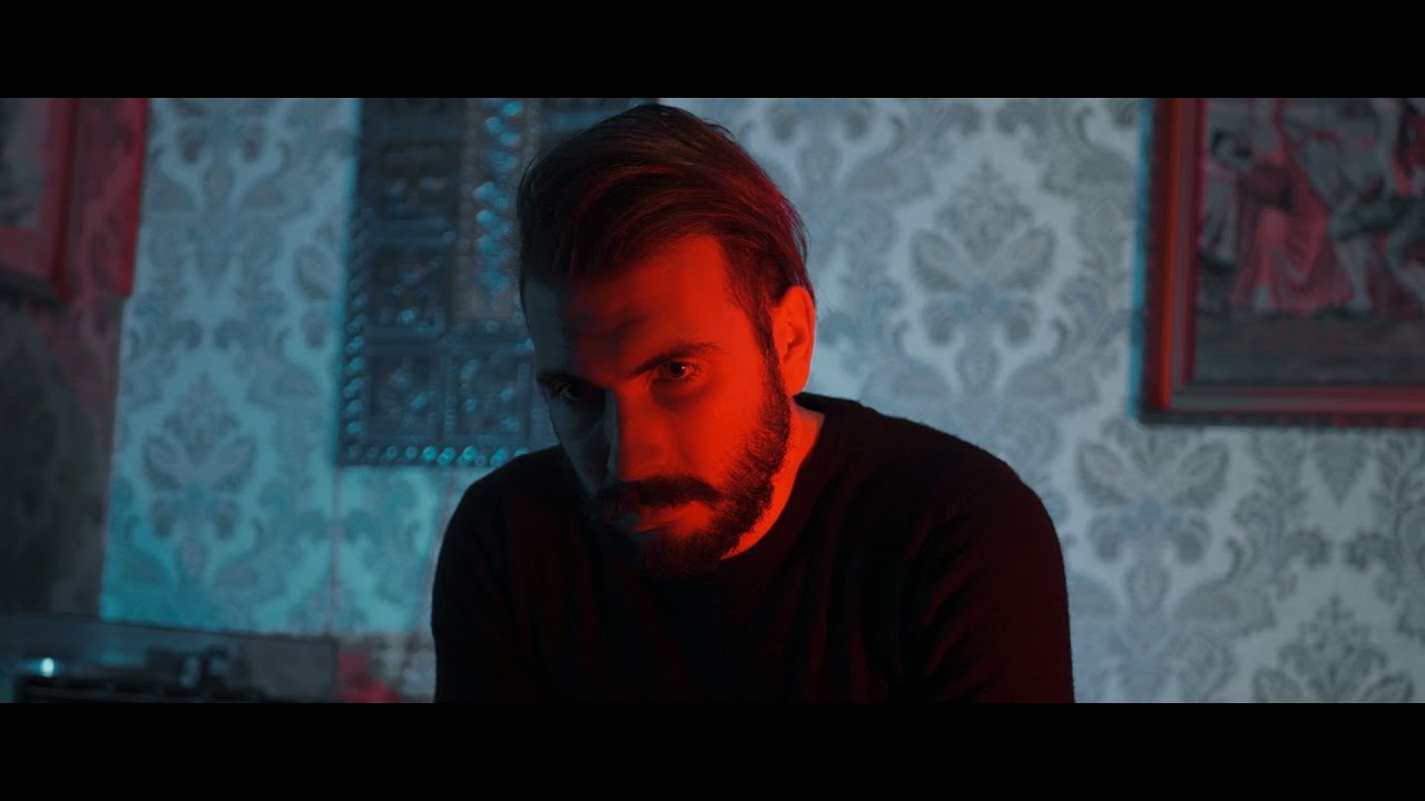 ► HERE WE ARE - F&eacute;lig &eacute;bren [HIVATALOS VIDE&Oacute;KLIP]