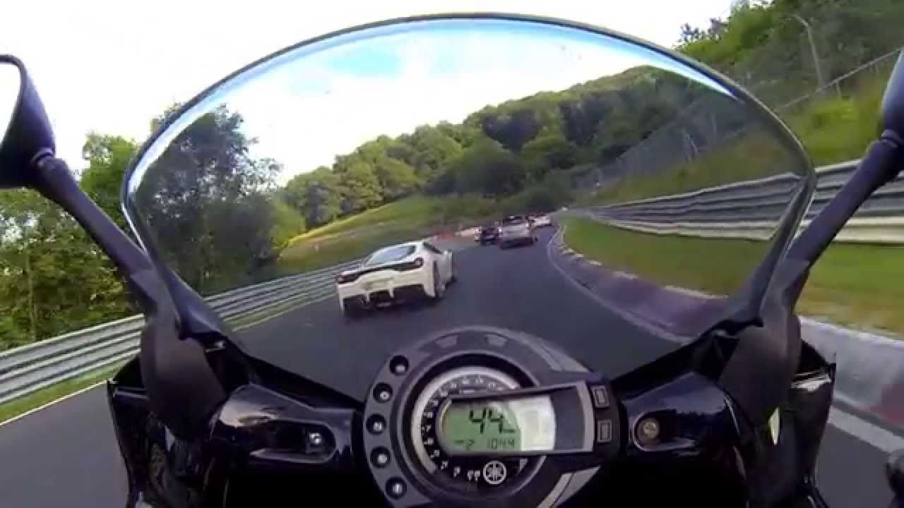 Nordschleife Touristenfahrten 30.08.15 Yamaha Fazer Lap 2