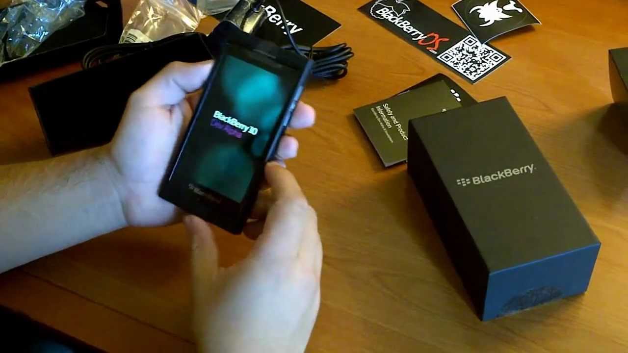 BlackBerry 10 Dev Alpha B unboxing video