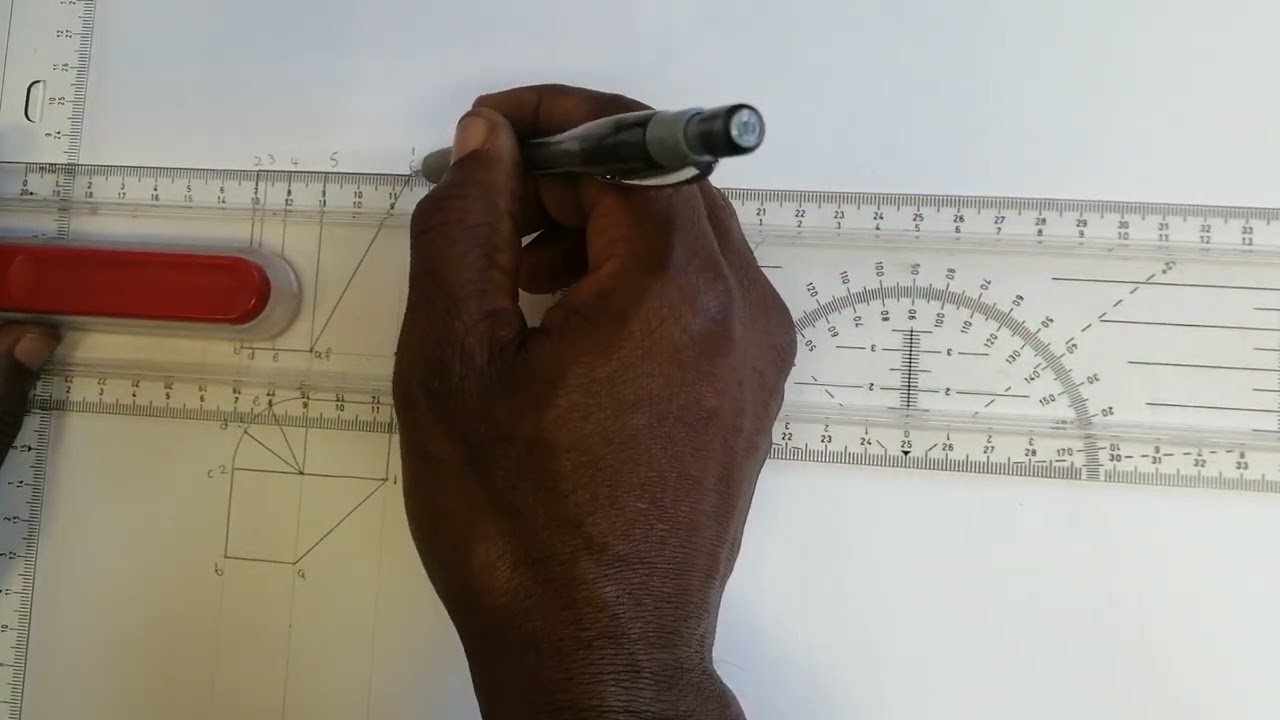 Twisted rectangular duct with a round corner (triangulation)