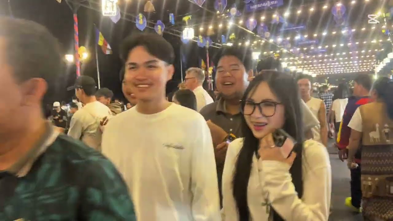Best Walking Tour In Cambodian Street Food2026 _Night Walk At Riverside Food Market,Phnom Penh City 