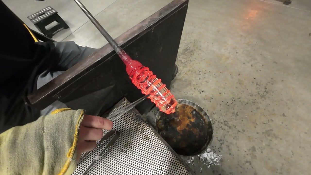 Glass pumpkins with some fun color - Glassblowing POV