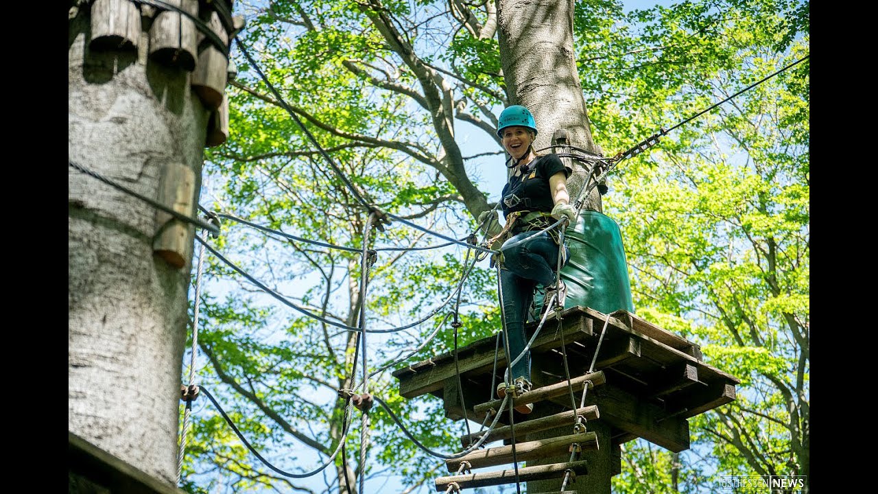 SCHOTTEN: Freizeitregion OsthessenEinen Tag auf dem Hoherodskopf: Urlaub in luftiger Höhe