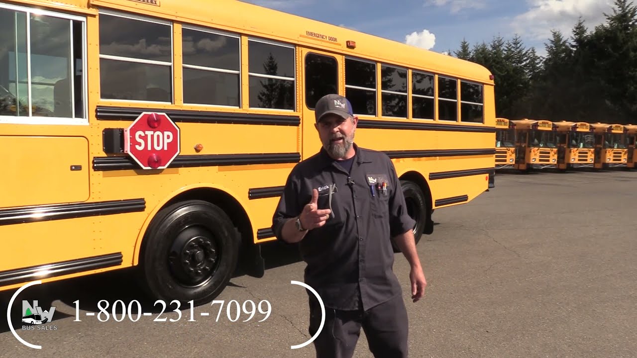 2009 Thomas Saf-T-Liner 39 Passenger Short School Bus - B10135