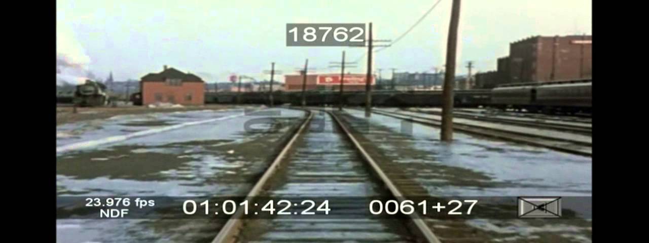 1946 Ottawa - Train entering Lebreton Flats.