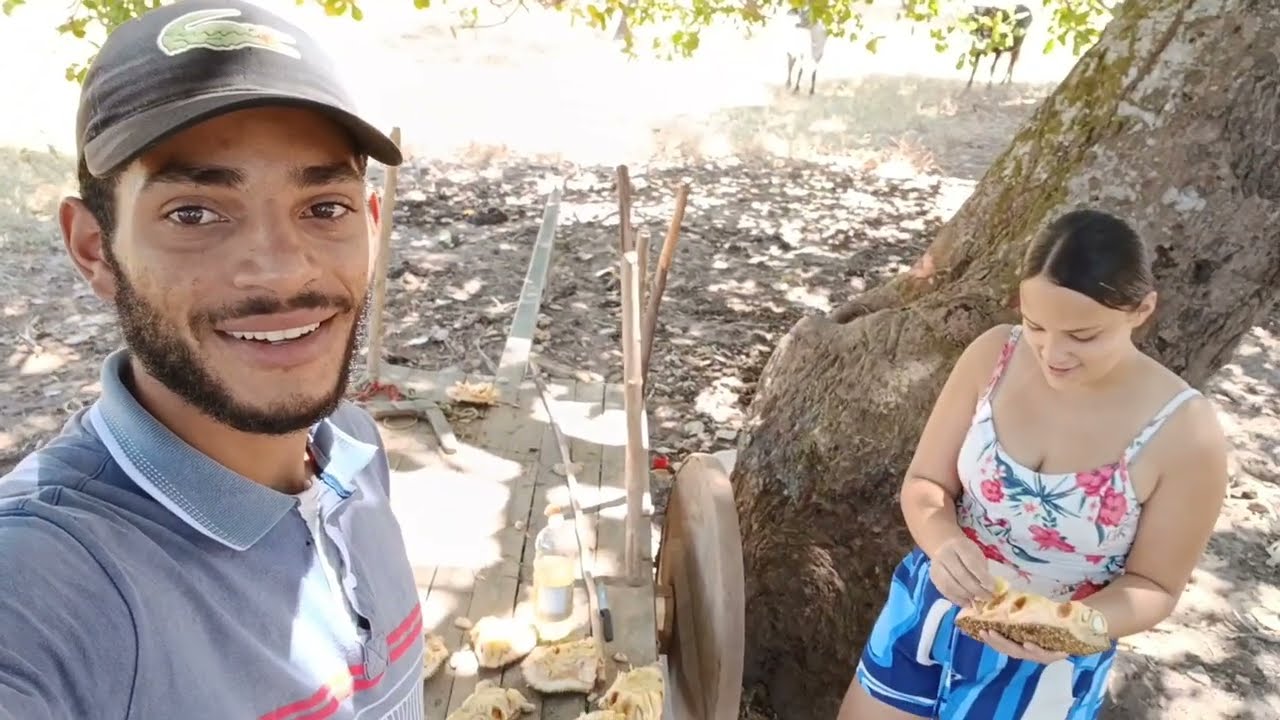Dia de come jaca com Joyce ir biu + amostrando Joyce preparando u feijão..!! Deus abençoe todos 