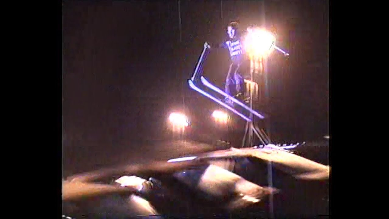 Eddie The Eagle jumps 10 cars - Snowtrax 1991