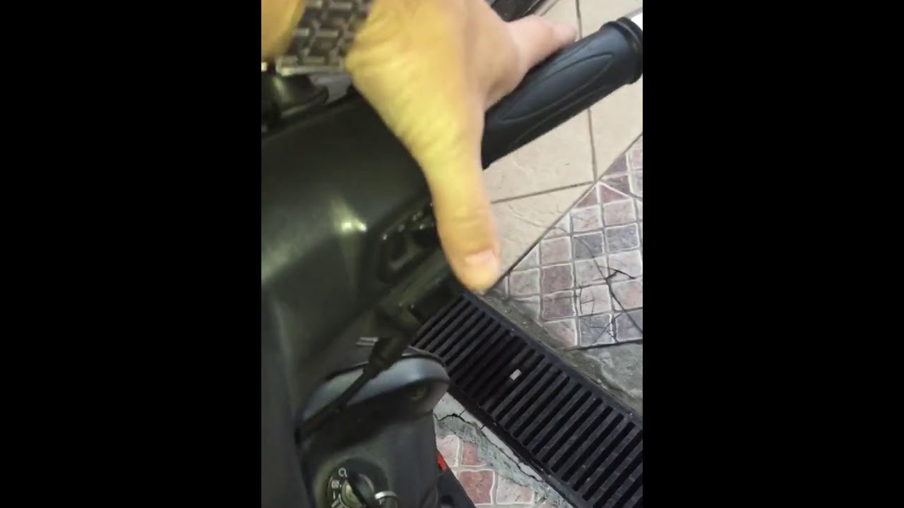 Burgman 125 não liga. choque no manete de freio e motor de partida (arranque) não funciona