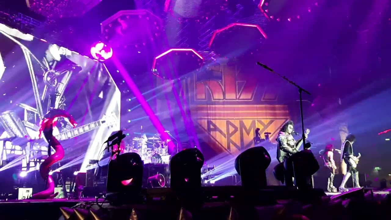 KISS - Black Diamond (Vienna 2022)