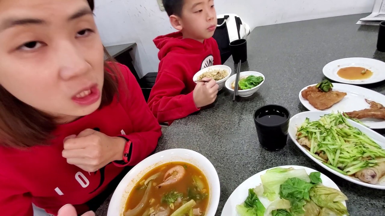 今天午餐全家吃麵麵...麵呢？｜木柵王德福滷担麵館