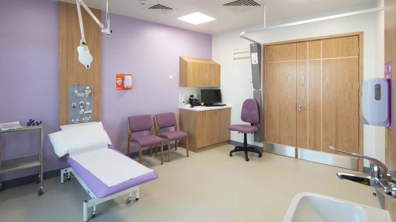 Take a tour of the Sir Robert Ogden Macmillan Centre