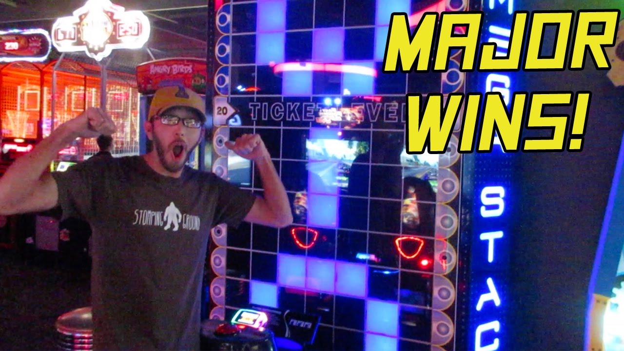 MEGA STACKER MAJOR WIN & TONS OF JACKPOTS @ Dave & Busters | Fun Arcade Ticket Games | Battle Arcade