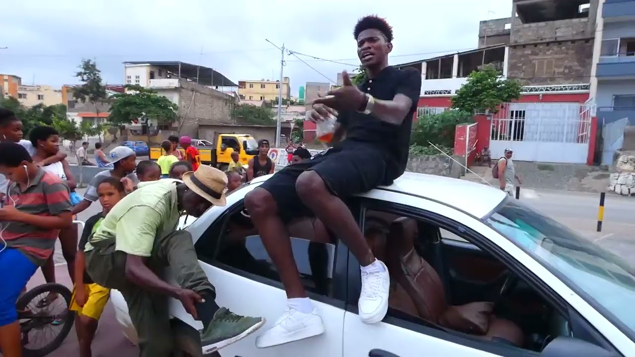 Mc Coxi Burro - Burro Burro (Video Oficial)