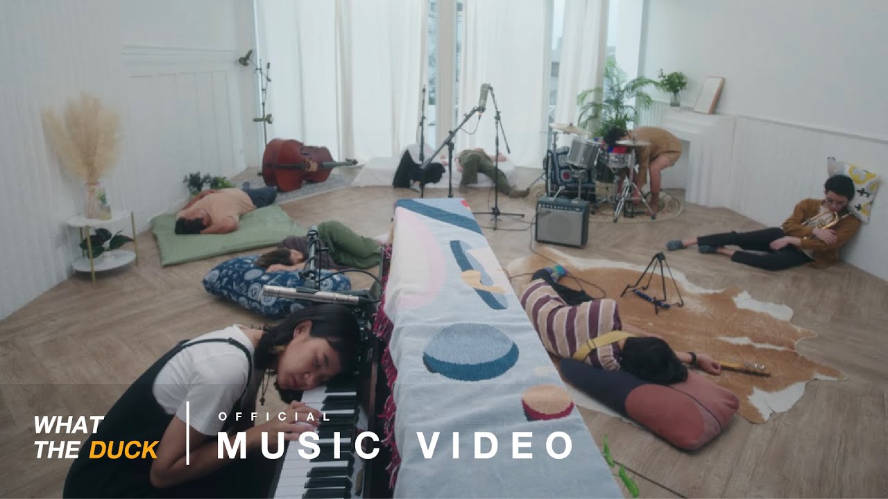 Plastic Plastic - Pillow Pillow [Official MV]