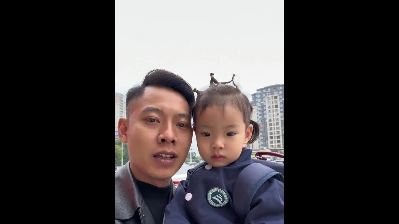 芊羽上幼儿园半学期了，学校安排家长陪读一上午，没想到我这闺女一点面子也不给，把这老父亲整得很尴尬的回家，#vlog日常 #亲子日常