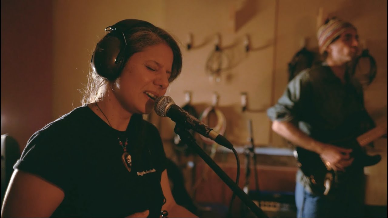On the Offshore - A Holiday | Hook Session