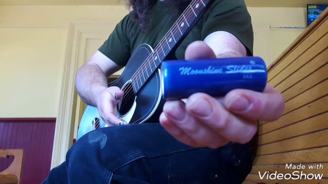 Dunlop Moonshine Slide w/ Gretsch G9500 Jim Dandy Flat Top