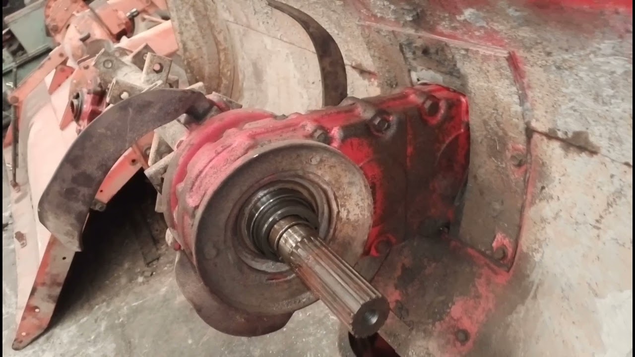 YANMAR rotovator center drive oil seal replacement